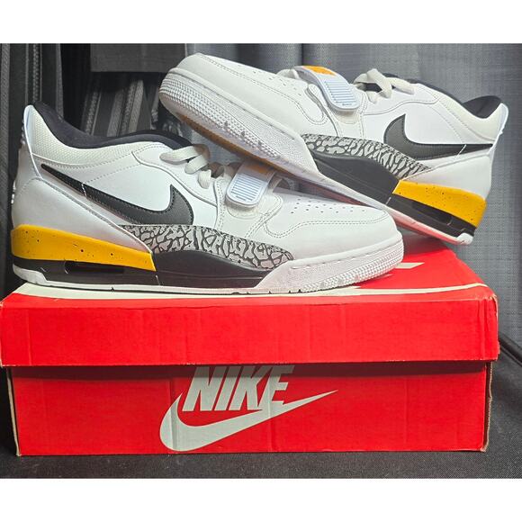 Nike Air Jordan Legacy 312 Low White Black Tour Yellow Mens sz 11 - Picture 1 of 8